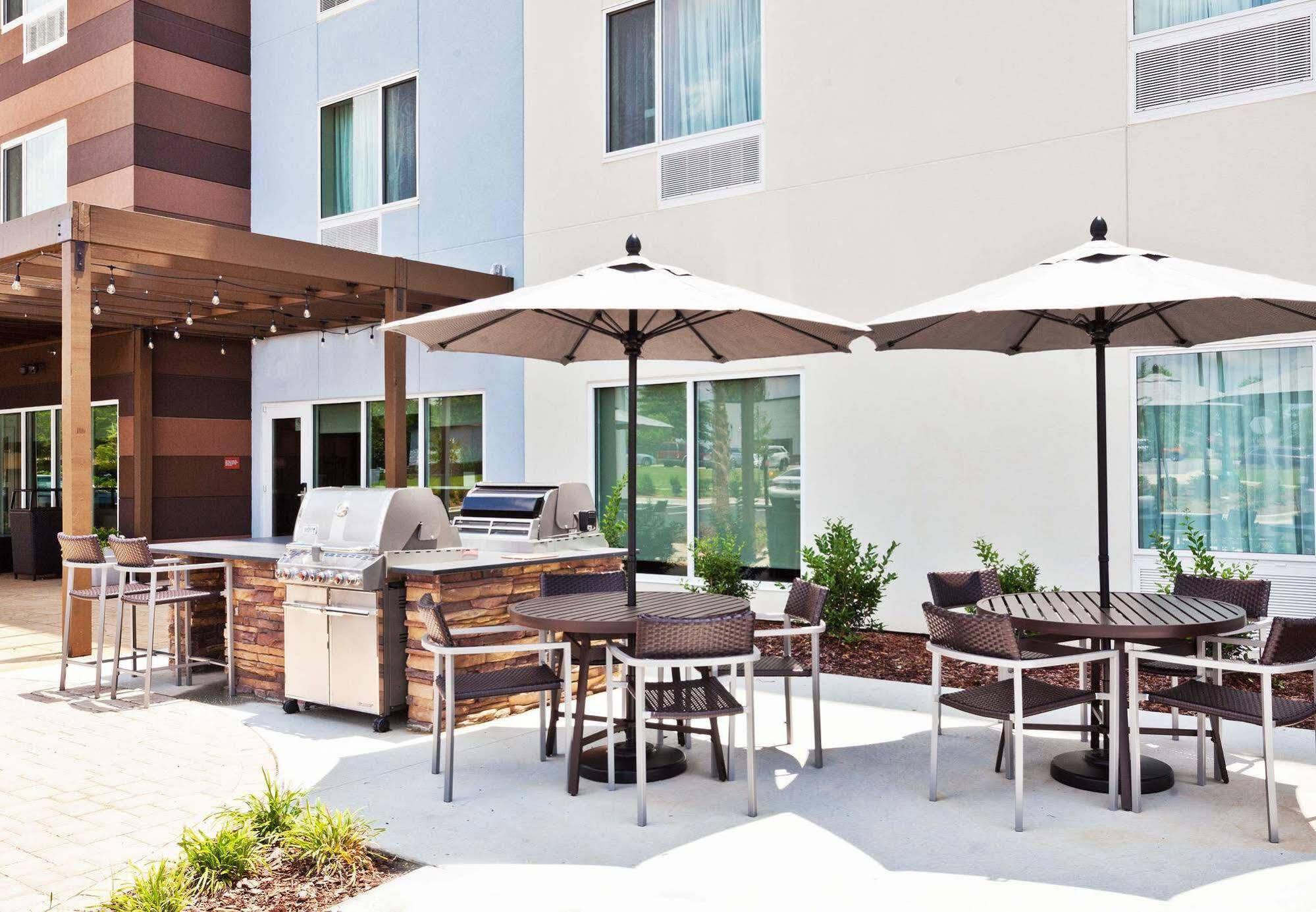 Towneplace Suites By Marriott Montgomery Eastchase Eksteriør billede